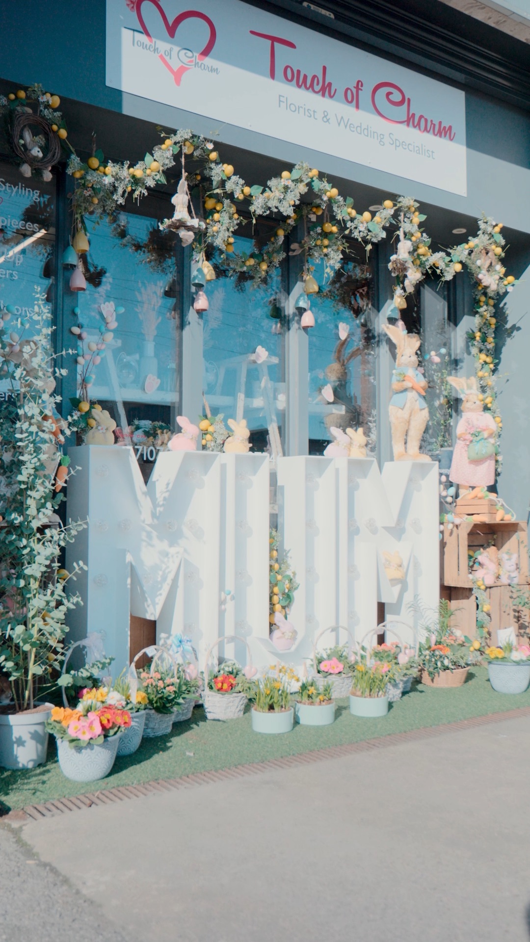 Kelly outside her flower shop in Mansfield